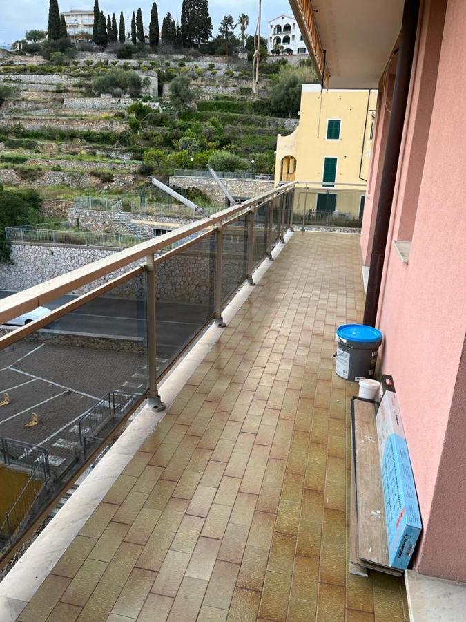 Il Giardino Segreto Bike Room Pietra Ligure Bagian luar foto